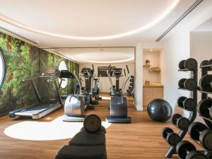 Pusat kecergasan dan/atau kemudahan kecergasan di Croisette Beach Hotel Cannes - MGallery Collection