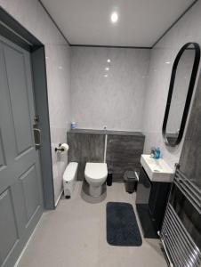 Ένα μπάνιο στο The Hive Great Yarmouth +3 φωτογραφίες