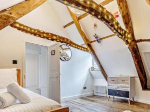 Postel nebo postele na pokoji v ubytování 8 Bed in Newquay 81510