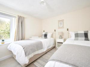 Katil atau katil-katil dalam bilik di 4 Bed in Braithwaite SZ533