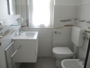 Gallery image of Adorable seaview flat at Grado Pineta in Lido +12 photos