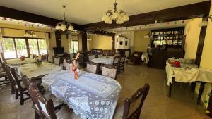 Εστιατόριο ή άλλο μέρος για φαγητό στο Casa De Vis +22 φωτογραφίες