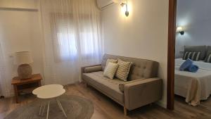 Χώρος καθιστικού στο Adumar, apartamento renovado en el puerto de Jávea