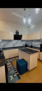 Una cocina o kitchenette en Spark Merge Luxury Homes
