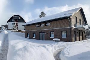 Bergtraum Braunlage im Harz, 17 Gäste, Sauna, Hottub-Pool trong mùa đông