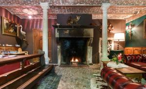 Fotografie z fotogalerie ubytování Les Confidences de Messire Sanglier, stylished guest houses v destinaci Beauraing