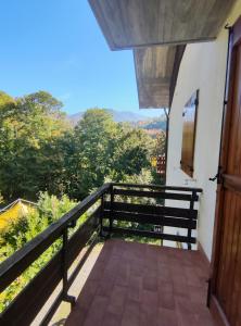 En balkon eller terrasse på La casa della Lavanda