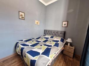 Ένα ή περισσότερα κρεβάτια σε δωμάτιο στο Maravilloso hostal república