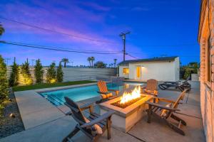 Hồ bơi trong/gần Casa Santa Rosa-Resort Pool & Spa, Fire Pit, BBQ, Ping Pong
