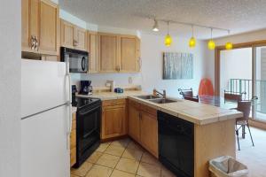 Køkken eller tekøkken på Iron Horse Resort 5064