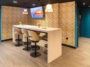 TV/trung tâm giải trí tại Ibis Budget Valencia Aeropuerto