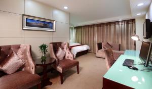 TV o dispositivi per l'intrattenimento presso New World Hotel