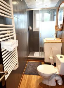 Ένα μπάνιο στο Jungle Chic à Noyon, Hauts-de-France