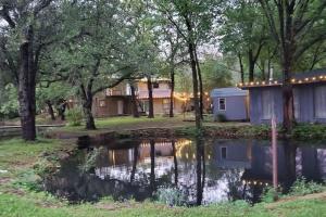 Budova, kde se prázdninový dům nachází