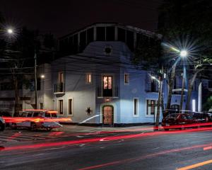 Το κτήριο όπου στεγάζεται  η παραθεριστική κατοικία