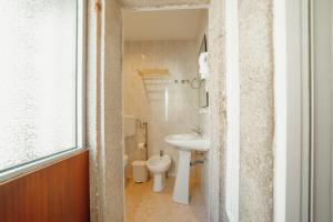 Koupelna v ubytování Dear Porto By Hosty