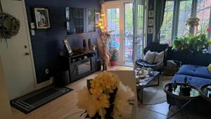 Χώρος καθιστικού στο Le Robin des bois