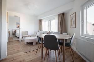 Un lugar para sentarse en Top-floor Sofo Flat 32 fotos más