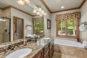 Gallery image of The Trinity at Sugar Mountain in Newland +67 photos