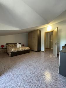 En eller flere senge i et værelse på LULU'S House