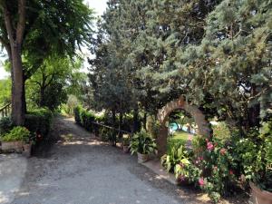 Κήπος έξω από το Belvilla by OYO Casale le Capanne