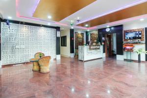 Fuajee või vastuvõtt majutusasutuses Hotel O Jalsa +32 fotot