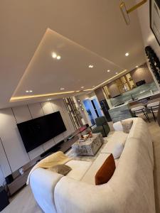 Μια τηλεόραση ή/και κέντρο ψυχαγωγίας στο Exclusive London Apartments