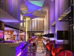 Posezení v ubytování Ibis Singapore on Bencoolen - Newly Renovated