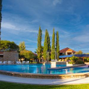 Piscina en o cerca de Hotel Los Parrales