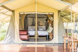 Posedenie v ubytovaní Lala Mukha Tented Resort Khao Yai