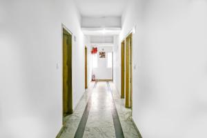 Fotografie z fotogalerie ubytování Hotel O Crown Continental v Novém Dillí