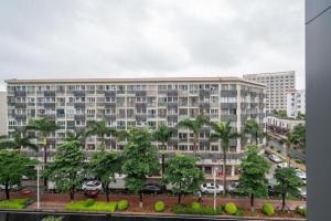 Tòa nhà nơi khách sạn tọa lạc