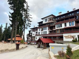 Το κτήριο όπου στεγάζεται  το διαμέρισμα