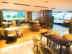 Ruang duduk di GYA Shanghai Jiangpu Hotel