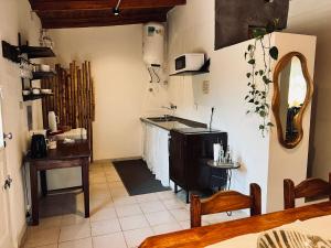 Kuchyň nebo kuchyňský kout v ubytování Casa Toia - Cerca del río, cerca de vos
