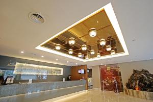 Lobbyen eller receptionen på Hotel Malaysia