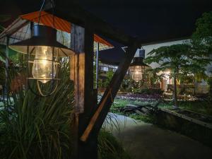 Κήπος έξω από το 玖月舒苑