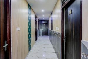 Galería fotográfica de Hotel O S L Galaxy Yashoda Nagar en Juhi Bari