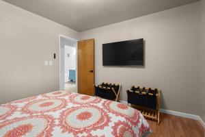 Μια τηλεόραση ή/και κέντρο ψυχαγωγίας στο WoodUStau