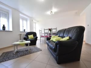 Posezení v ubytování Elegant Holiday Home in SAINT LOUIS with Garden + 49 fotografií