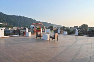 Üldine mäevaade või majutusasutusest Hotel arti cottage pildistatud vaade