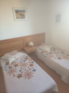 Postel nebo postele na pokoji v ubytování Maison Le Poussin + 14 fotografií