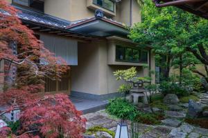 Κήπος έξω από το 嵐月-嵐山景區內獨棟別墅