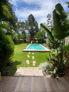 Bazén v ubytování Casaquinta en Corrientes con Pileta nebo v jeho okolí