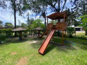 Herní místnost nebo prostor pro děti v ubytování Casaquinta en Corrientes con Pileta + 15 fotografií