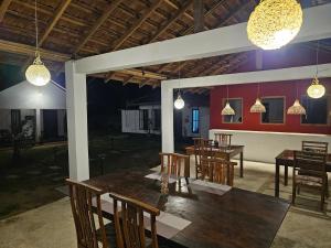 Gambar di galeri bagi Charitha Rest di Ampara +84 gambar