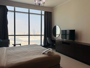 Ảnh trong thư viện ảnh của Modern comfort in a compact spacious studio one or two bedroom retreats ở Manama