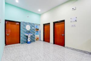 Gambar di galeri bagi HOTEL O MAA BHUASUNI GUEST HOUSE di Khurda