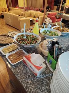 Φαγητό σε αυτό το πανδοχείο ή κάπου εκεί κοντά