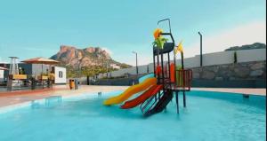 Πισίνα στο ή κοντά στο شاليهات روز الحديقة